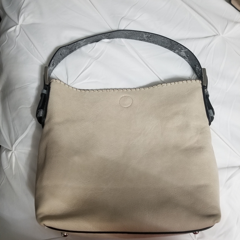 Concealed and carry purse